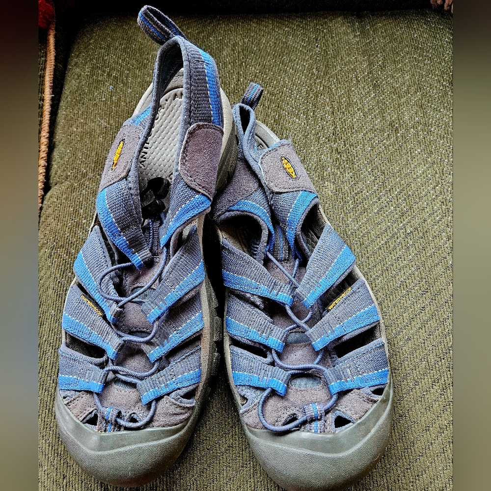 Men's Size 12 KEEN NEWPORT CLOSED TOE